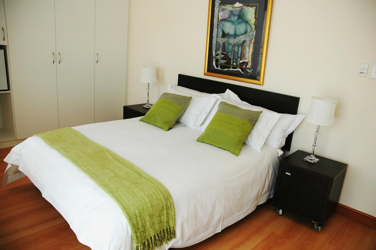 Edelweiss Bed & Breakfast Стелленбос Экстерьер фото